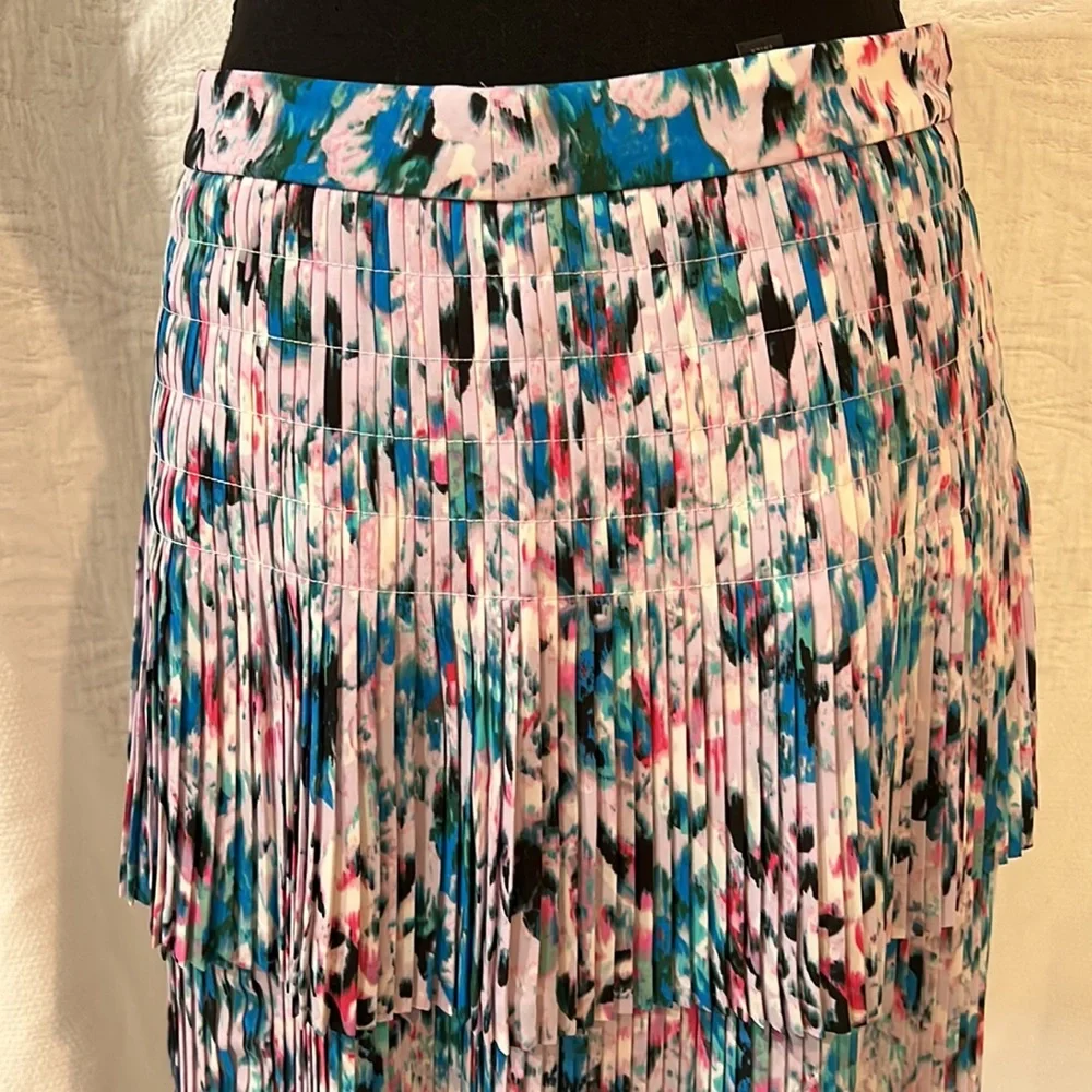 J Crew tiered pleated skirt, size‎ 2